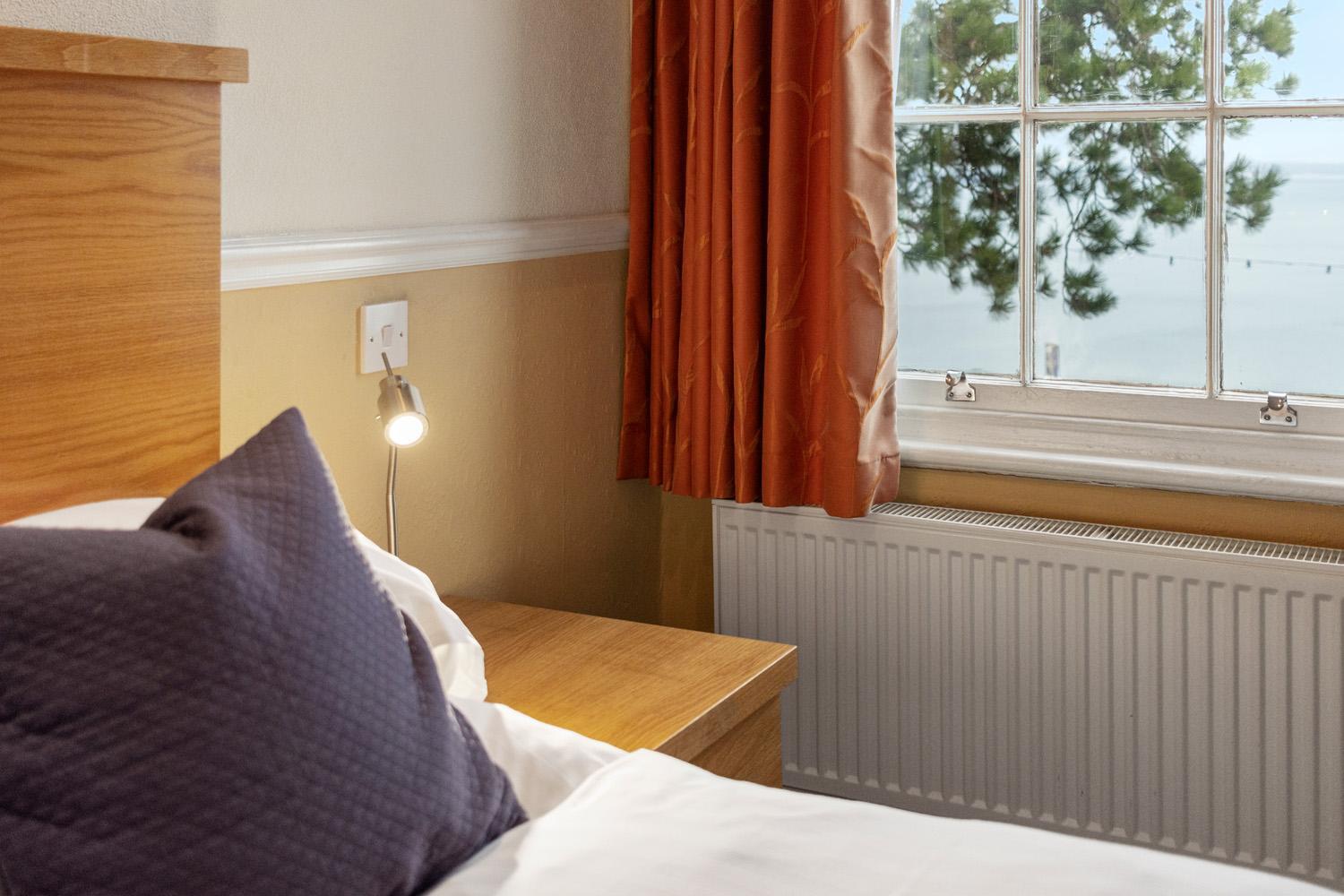 Babbacombe Royal Hotel And Carvery Торки Экстерьер фото